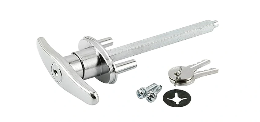 Old Style Garage Door Locks Replacements in East Rancho Dominguez, California