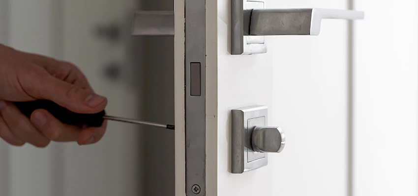 Key Programming Locksmith Open Now in East Rancho Dominguez, California